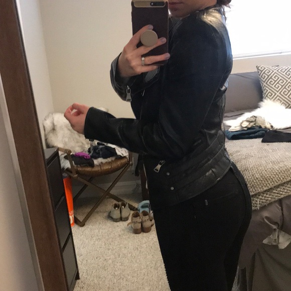 Guess leather bomber jacket - Picture 5 of 8